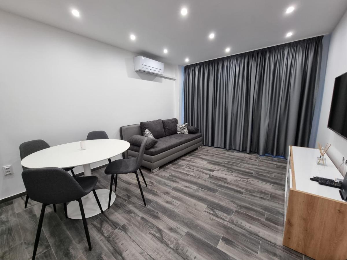 Апартамент Apartment's Ortakchiev София